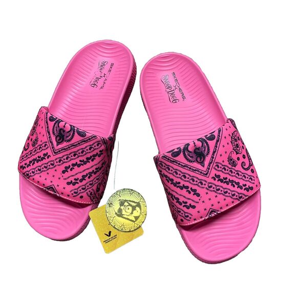 WOMEN'S SKECHERS X SNOOP DOGG PINK BANDANA SLIDE ON LOW SLIDER SANDALS 8 NWT - Picture 6 of 6